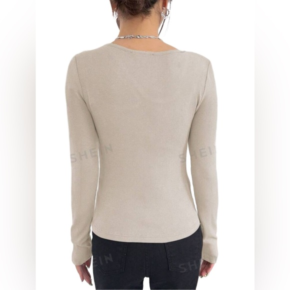 Cut Out Ribbed Knit Tee - Picture 2 of 2